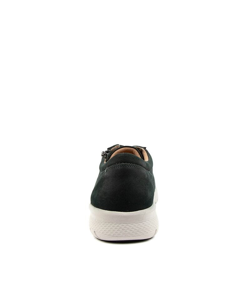 Sneaker LuxuryStride V22
